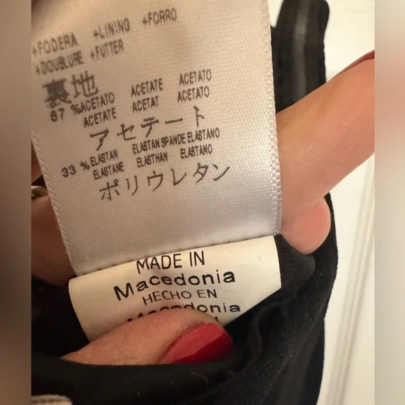 Vintage Valentino Elegant Black One Shoulder Dress - Picture 7 of 16